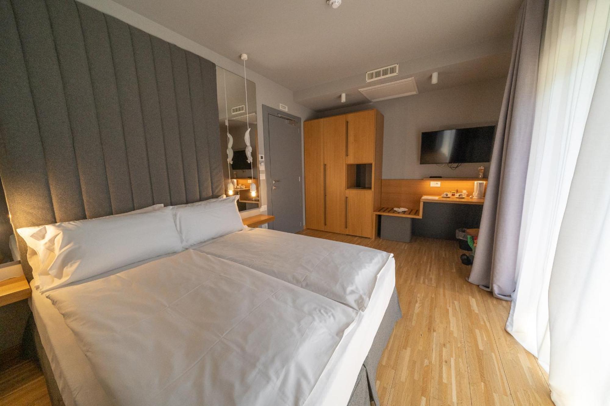 Bach Boutique 4*